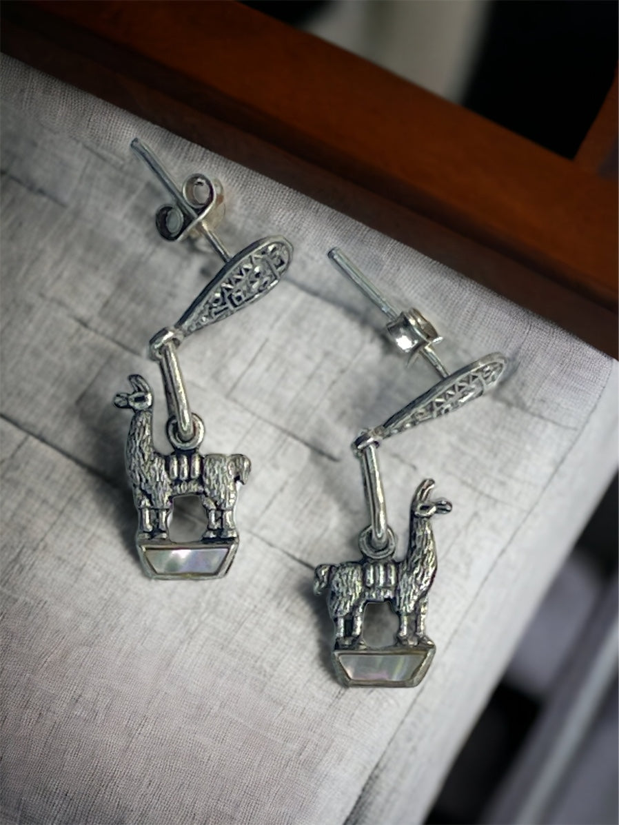 Peruvian Llama with Mother of Pearl Earrings