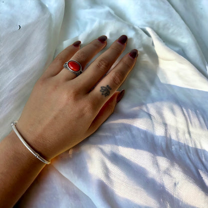 Unisex Swirl Ring With Red Coral Oval Stone