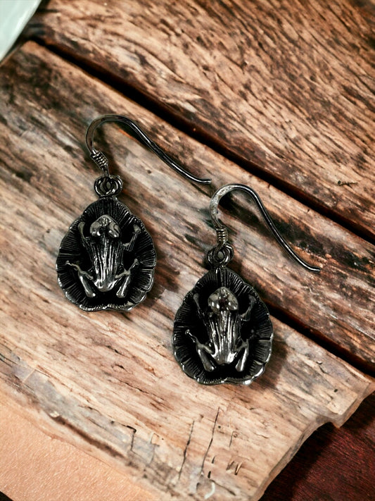 Vintage Frog Style Earrings